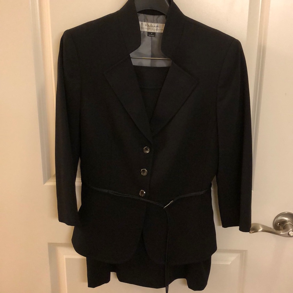Black Tahiri Dress/Skirt Suit
